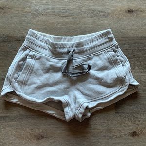 Lululemon Casual Shorts Size 6